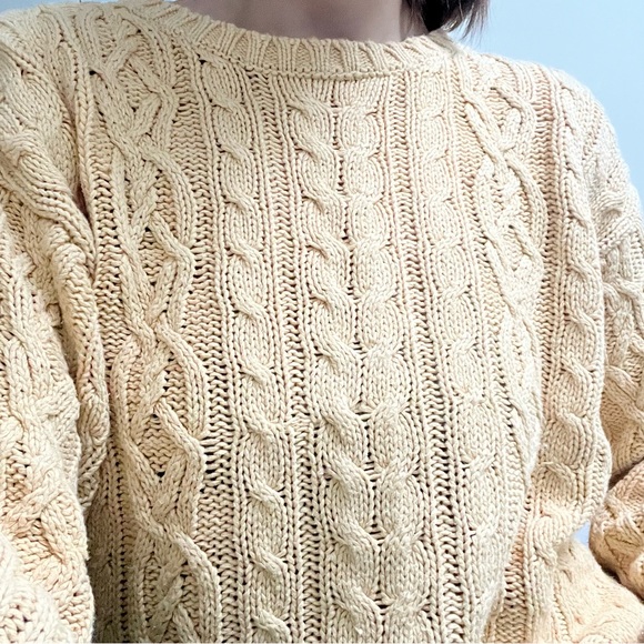 Vintage Light Yellow Knit Sweater - Picture 5 of 13